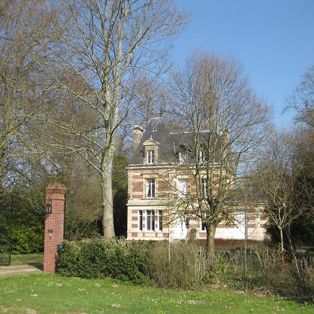 Chateau De Launay Méry-Corbon Esterno foto